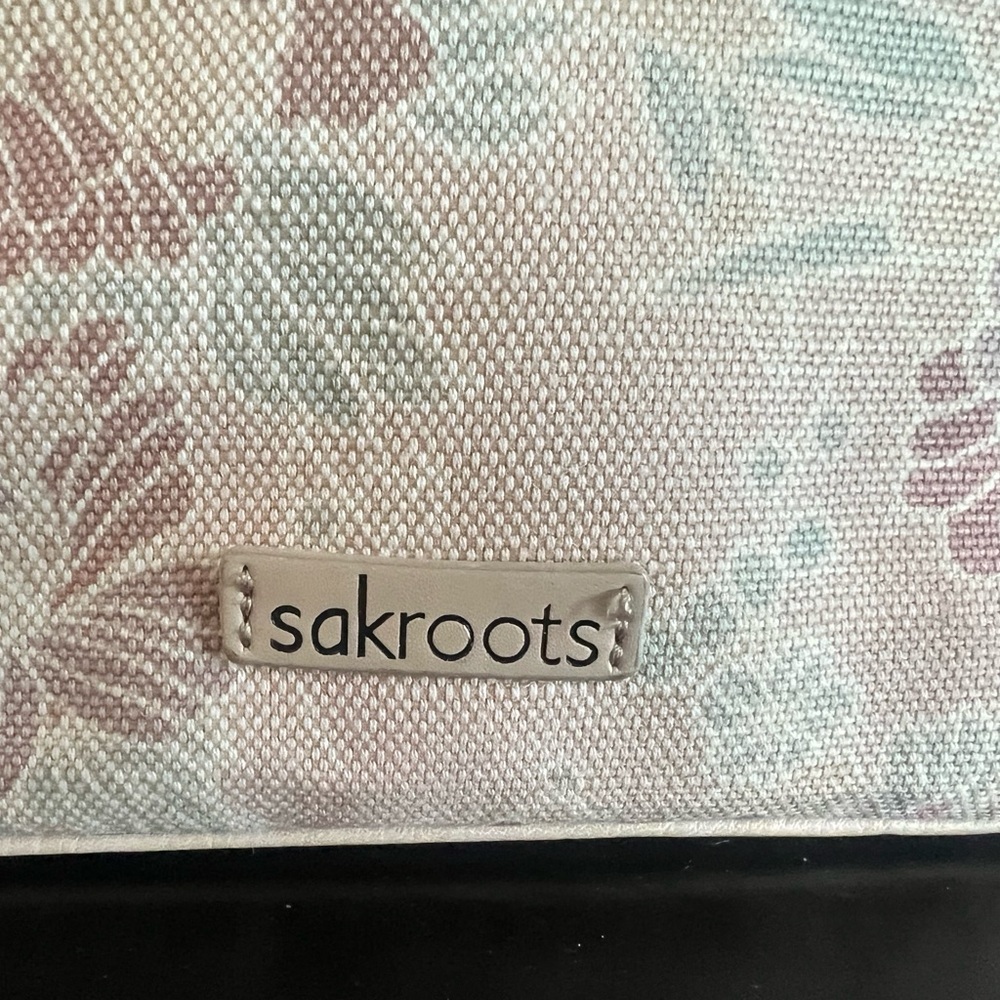 Sakroots Summer Peach Floral Tote Bag - Picture 2 of 5